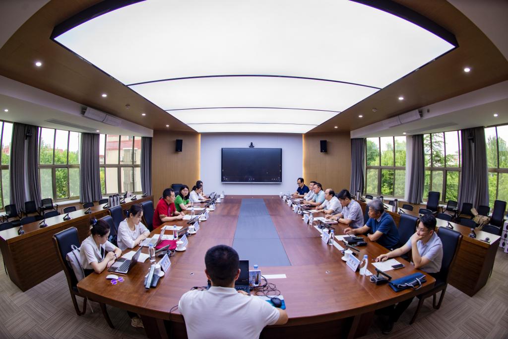 北京大学教育学院副院长哈巍一行来访