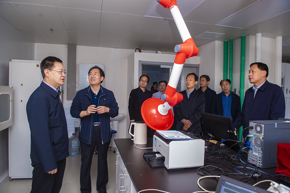 省教育厅领导来校指导“分子药理和药物评价”教育部重点实验室建设工作