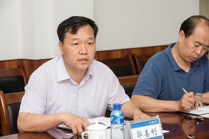 国家民委对我校民族理论政策研究基地进行验收