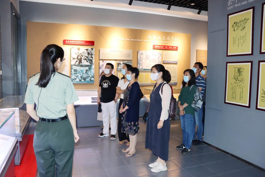 民盟烟台大学基层委开展“重温红色记忆，助力乡村振兴”主题实践活动